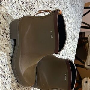 Aigle Women's Tan Rain Boots